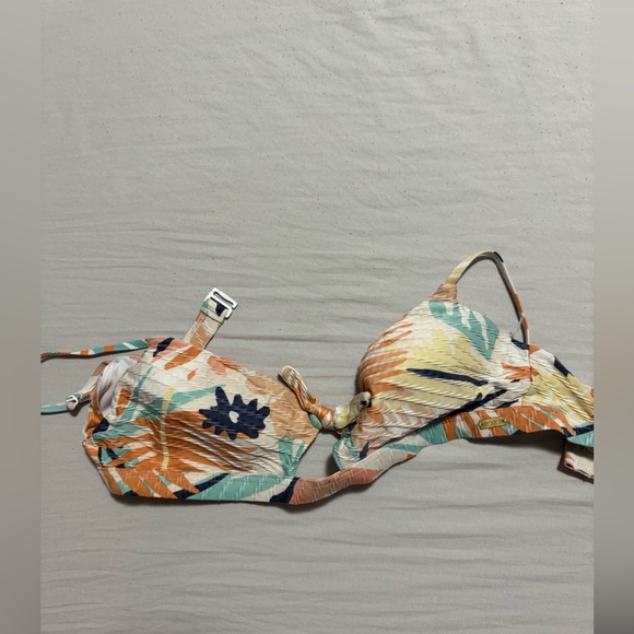 Roxy top bikini - Picture 1 of 3